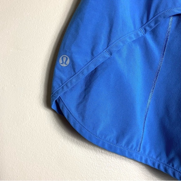Lululemon Turbo Run Short in Porcelaine / Wee Are From Space Deep Coal M… - Picture 10 of 10